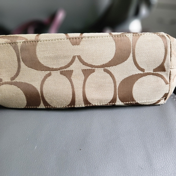 Authentic Coach Signature C Canvas with Purple Leather Trim - Picture 10 of 15